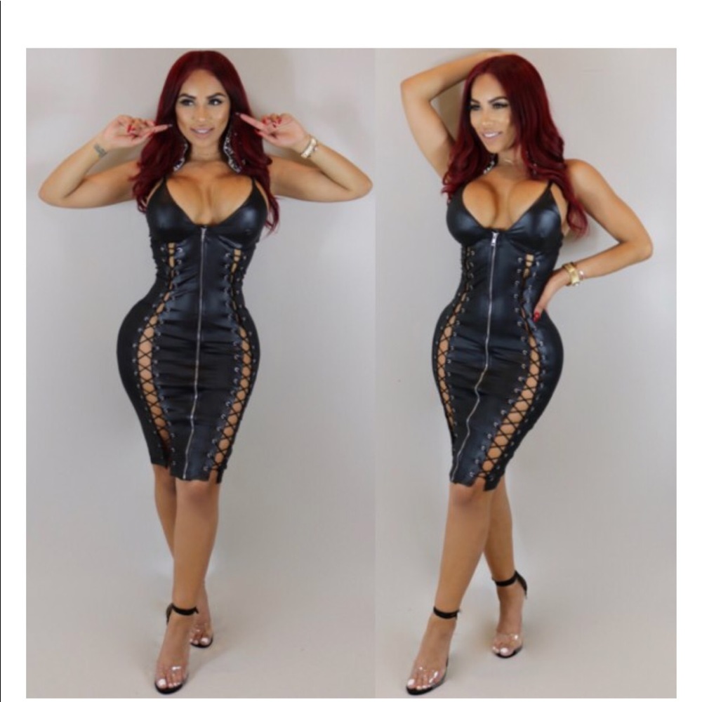 Black fitted dress